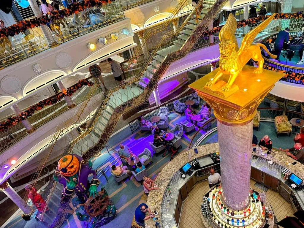 carnival venezia atrium