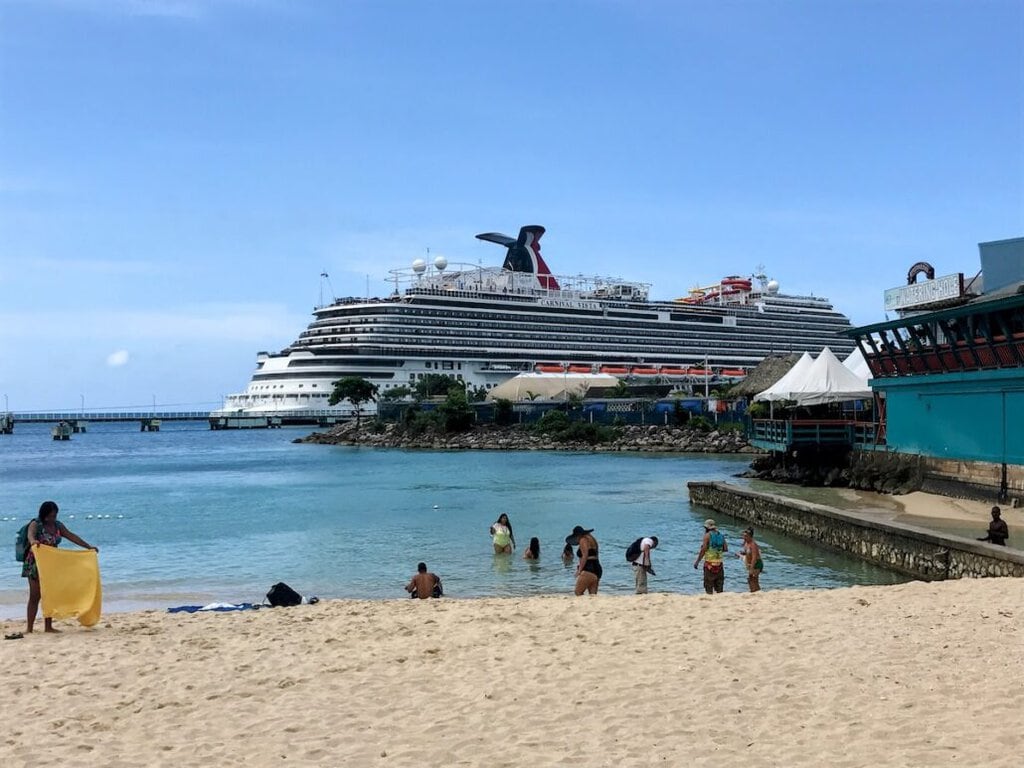 jamaica carnival vista