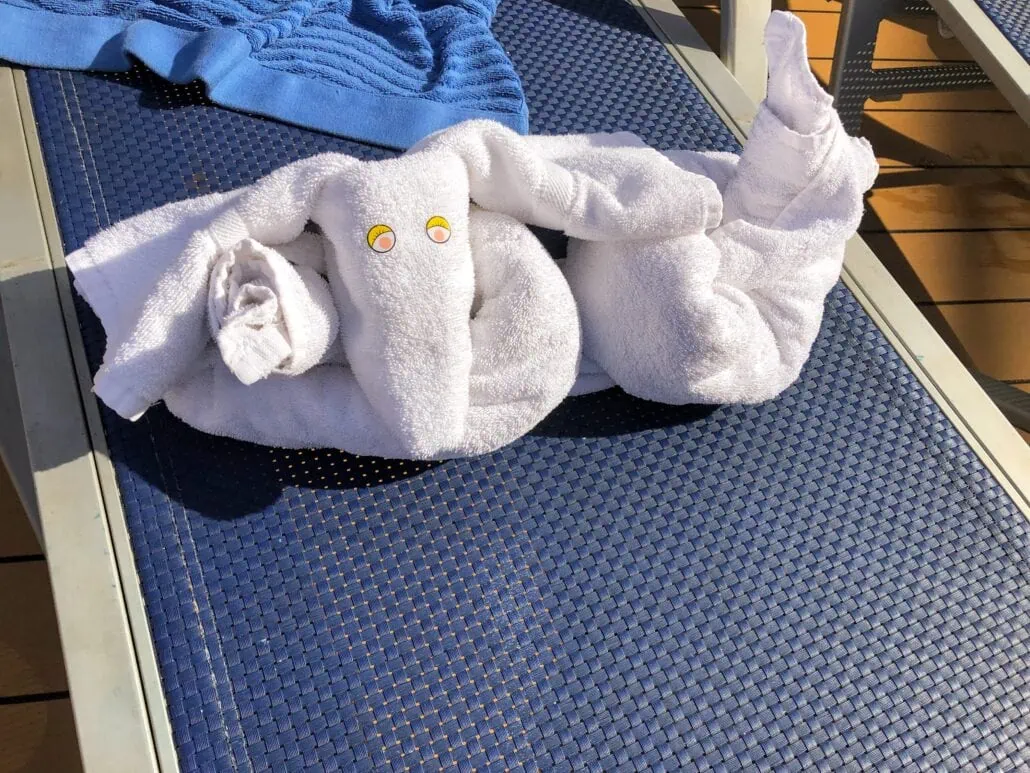 TOWEL ANIMAL CARNIVAL CRUISE LINE