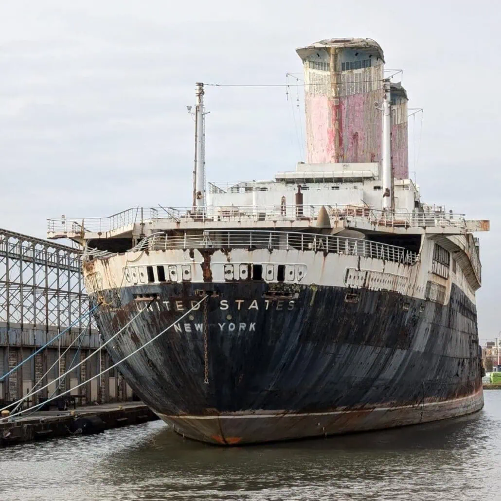 SS United States docked
