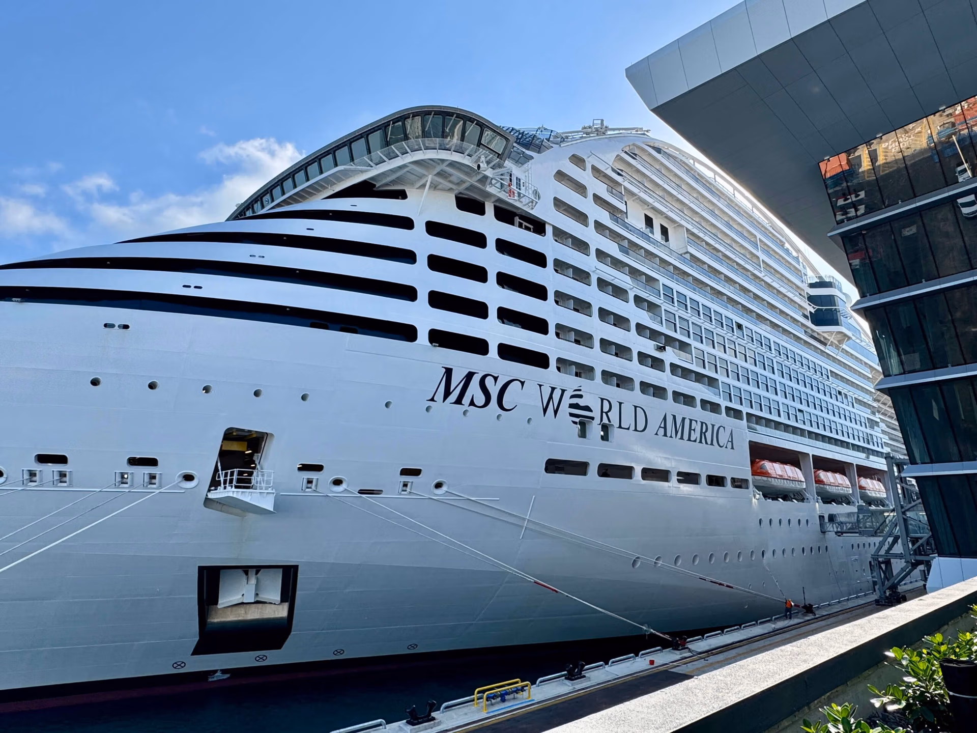 MSC WORLD AMERICA DOCKED TERMINAL scaled