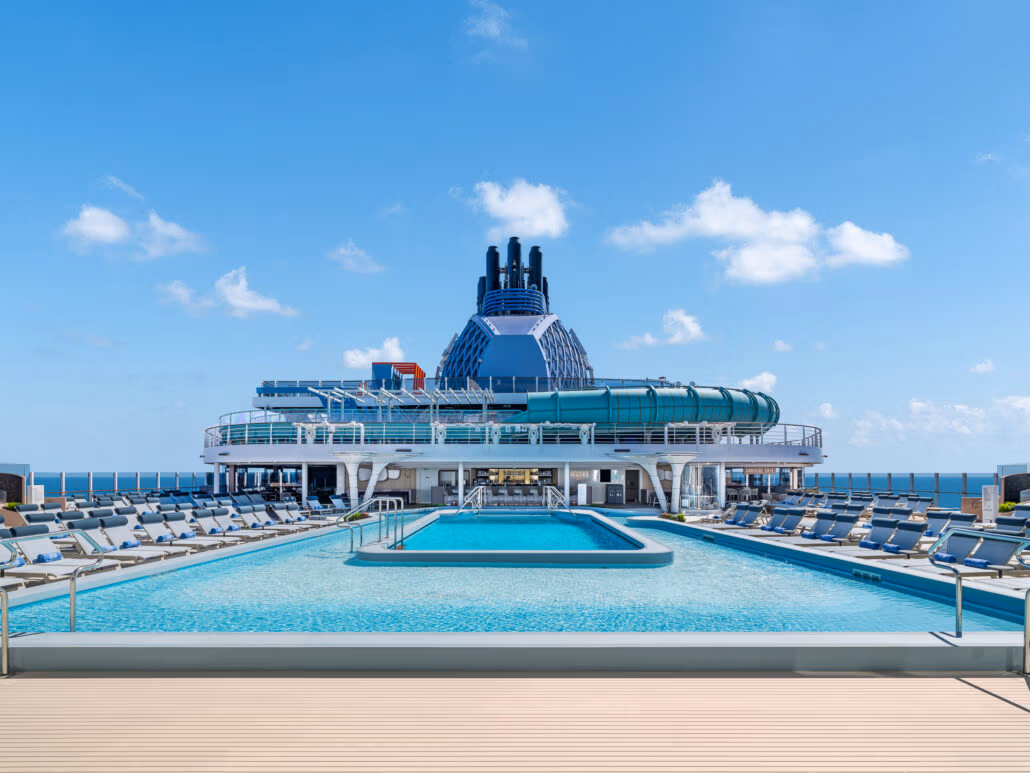 norwegianaquapooldeck1