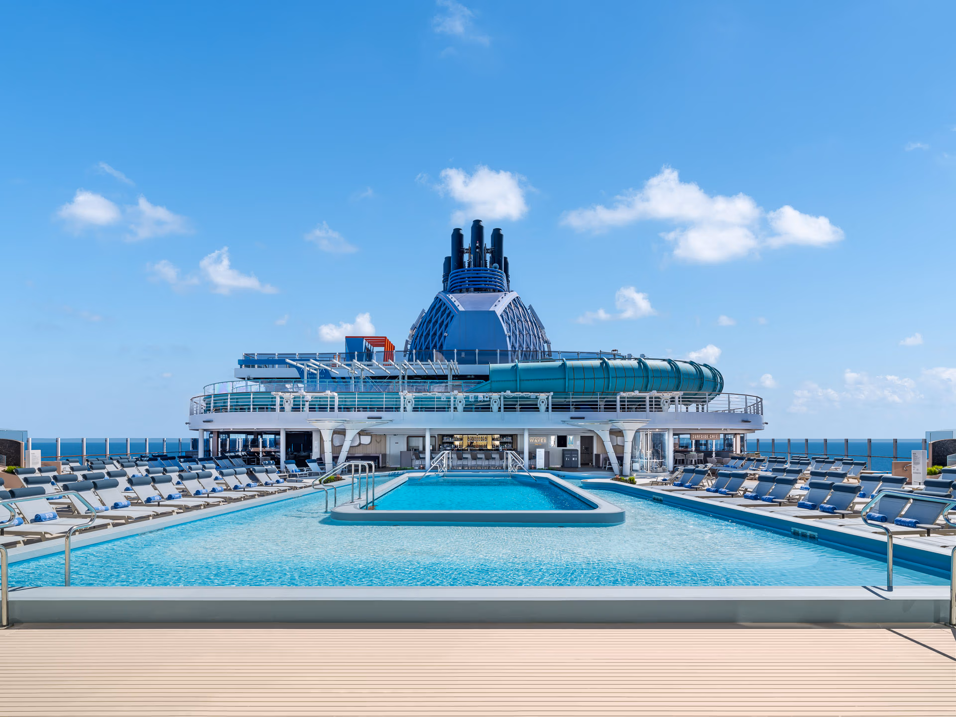 norwegianaquapooldeck1