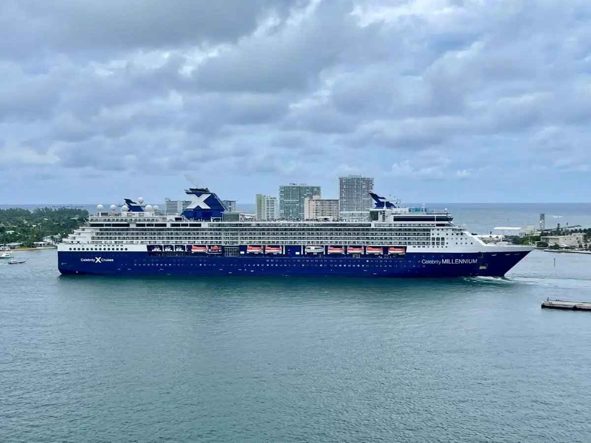 Court rejects crew lawsuit against celebrity parade
