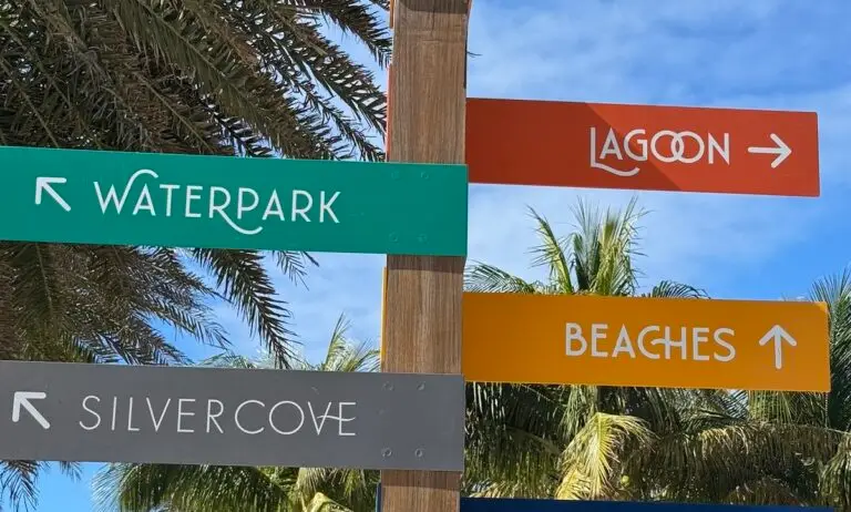 Great Stirrup Cay directional sign. photo by Richard Simms/CruisingTips.com